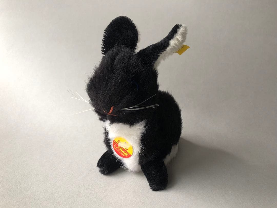 Steiff　ウサギのSnuffy　白黒