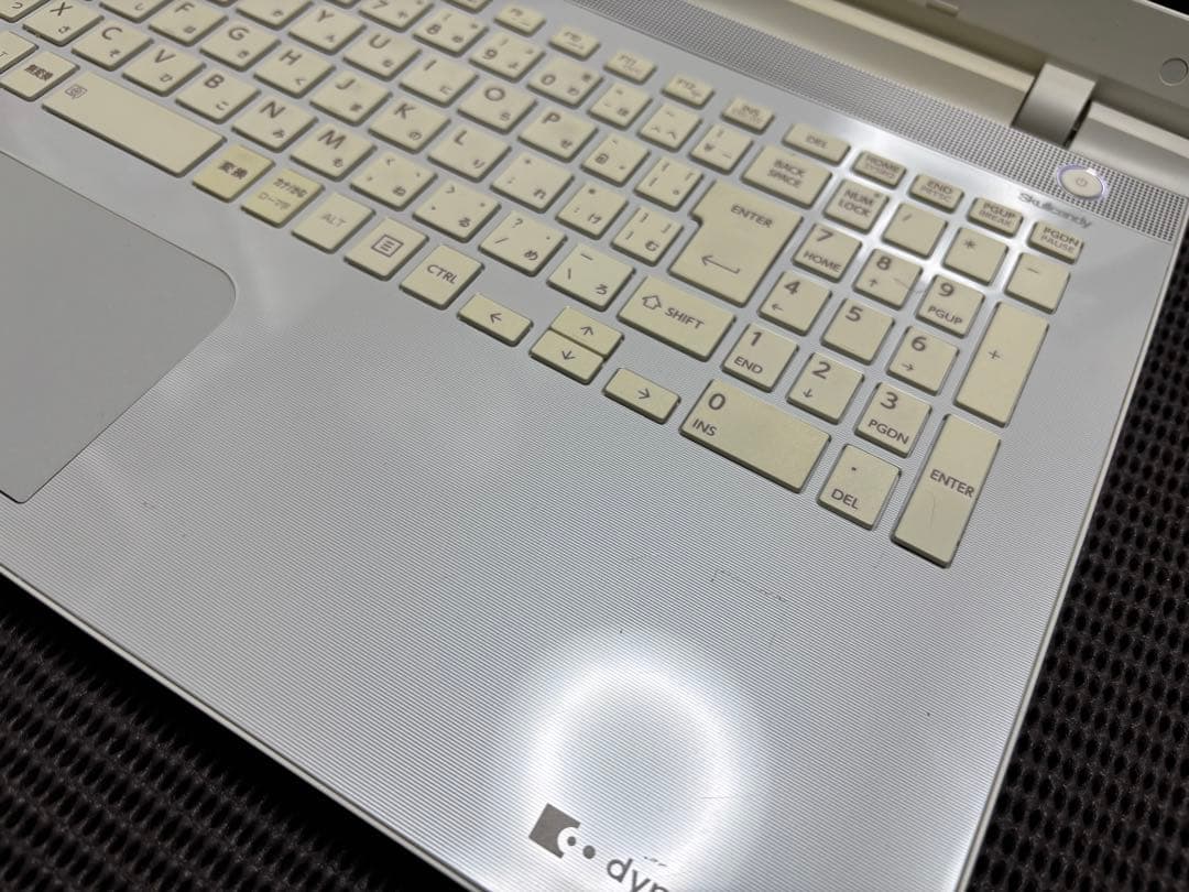 【SSDなし】dynabook T55/UW i3-6100 8GB