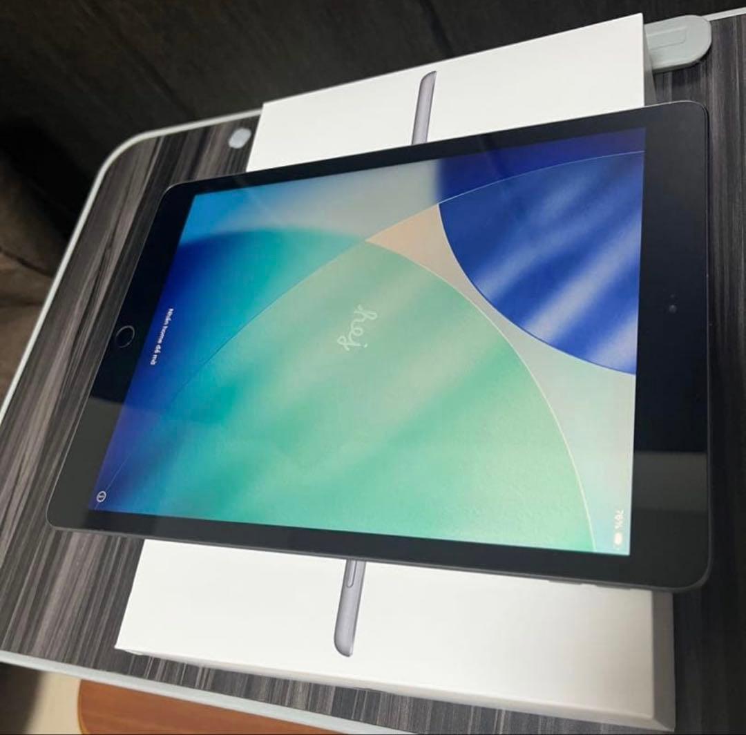 専用美品iPad 第8世代 128GB