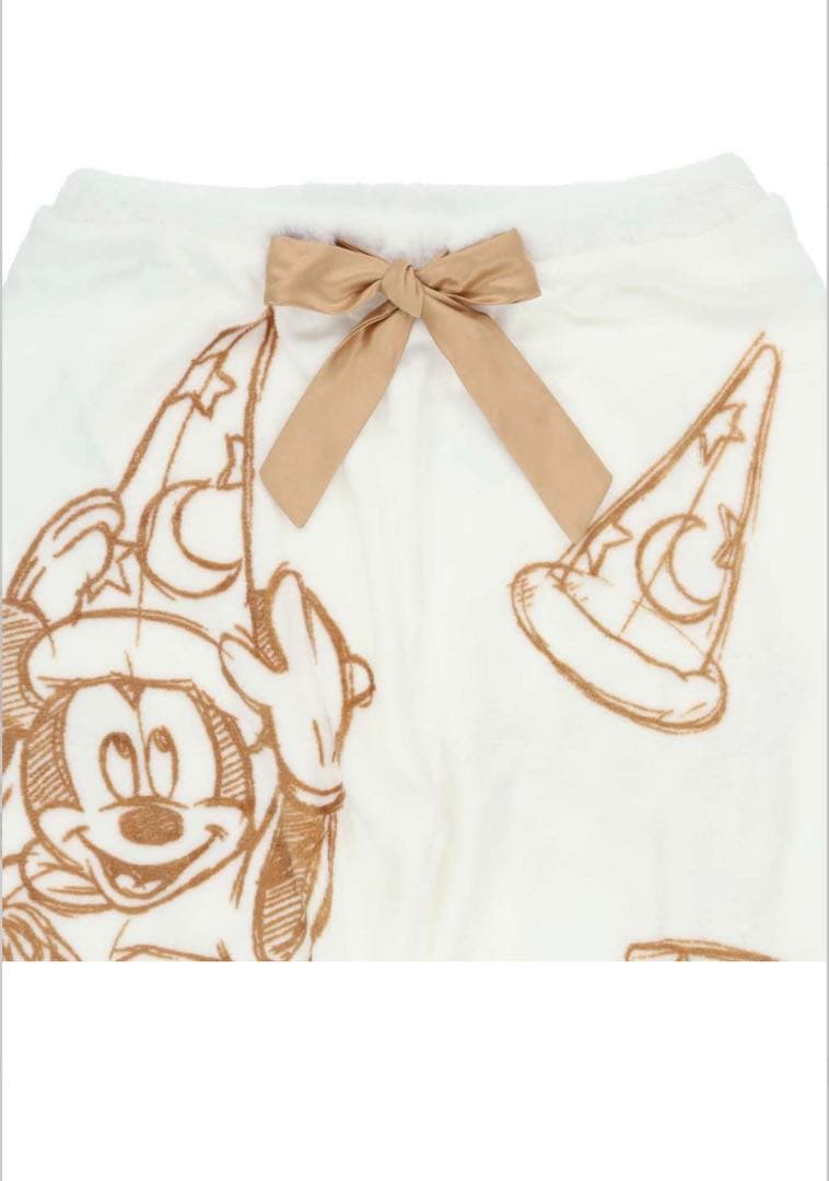 【新品未使用】東京ディズニーリゾート　ミッキーマウス　ルームウェア上下セット　L